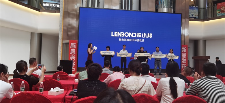 聯小邦商場活動.jpg